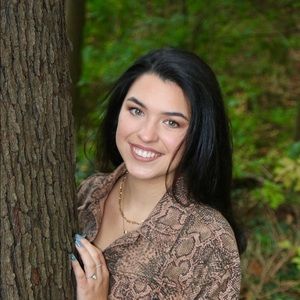 Meet your Posher, Teresa